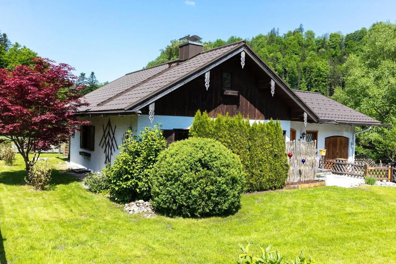Holiday home Ganzes Haus Mit Grossem Garten Und Eigener Sauna Unterwoessen Germany