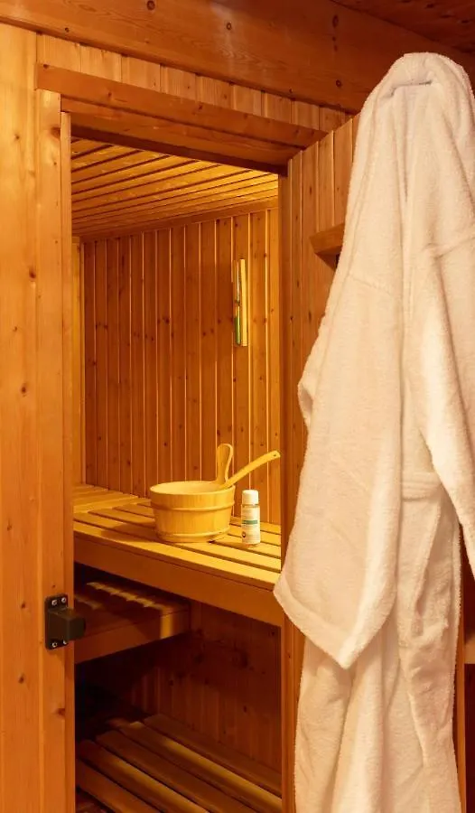 Ganzes Haus Mit Grossem Garten Und Eigener Sauna Unterwoessen 0*,