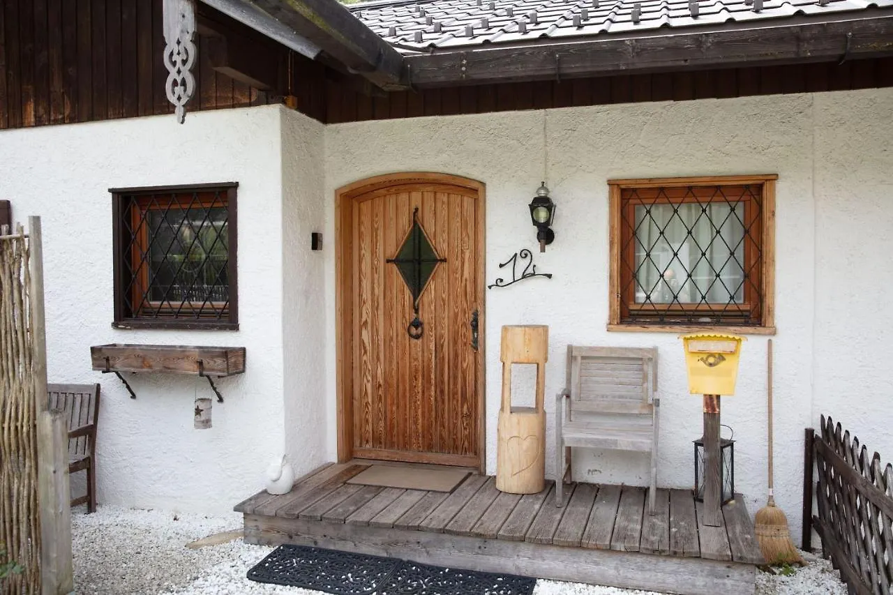 Ganzes Haus Mit Grossem Garten Und Eigener Sauna Unterwoessen