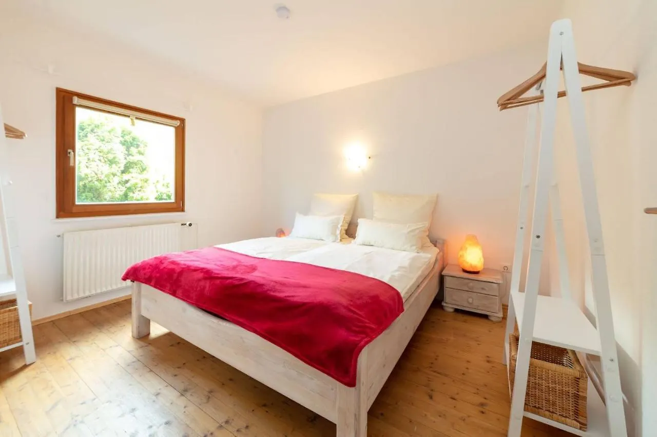 Holiday home Ganzes Haus Mit Grossem Garten Und Eigener Sauna Unterwoessen